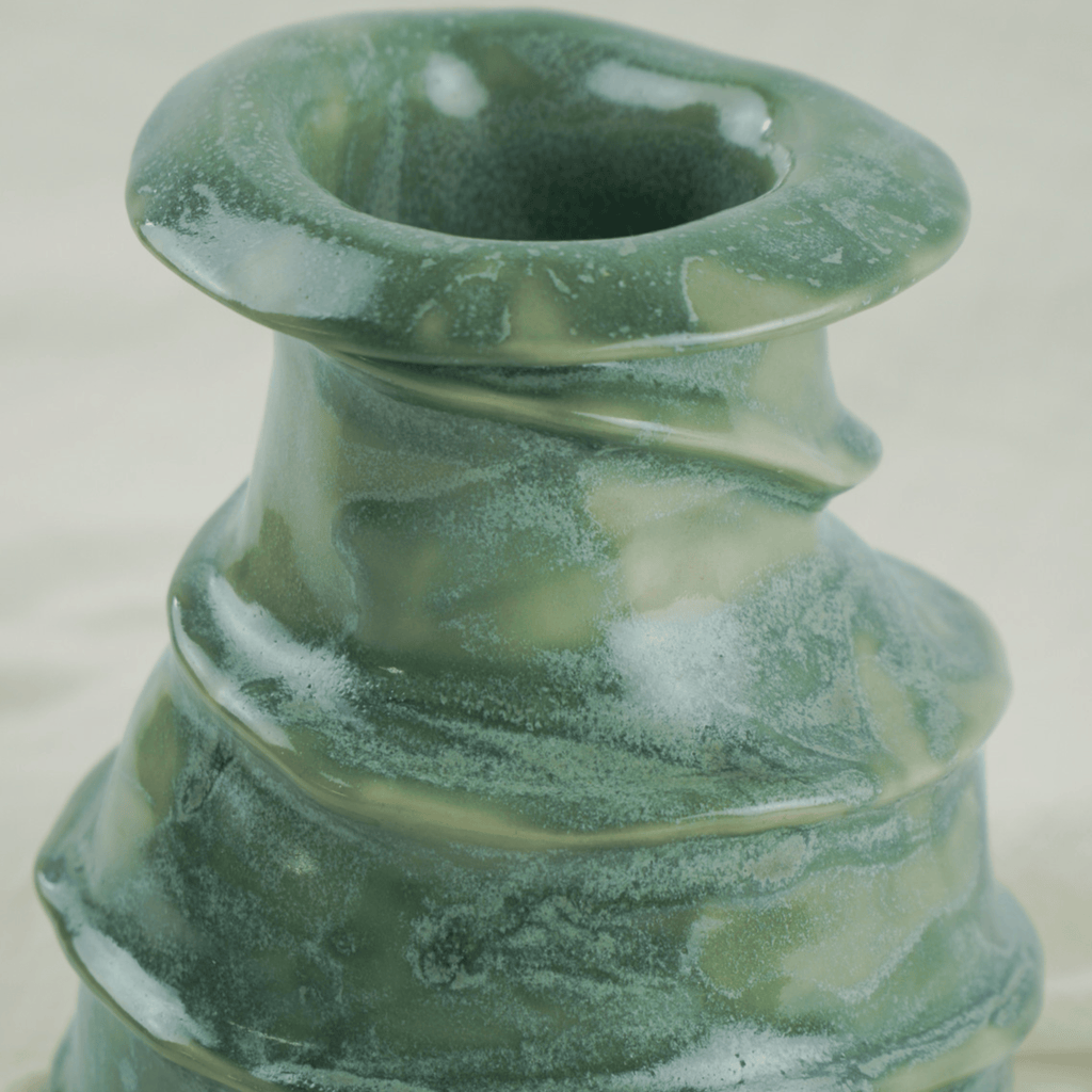 the swirl green