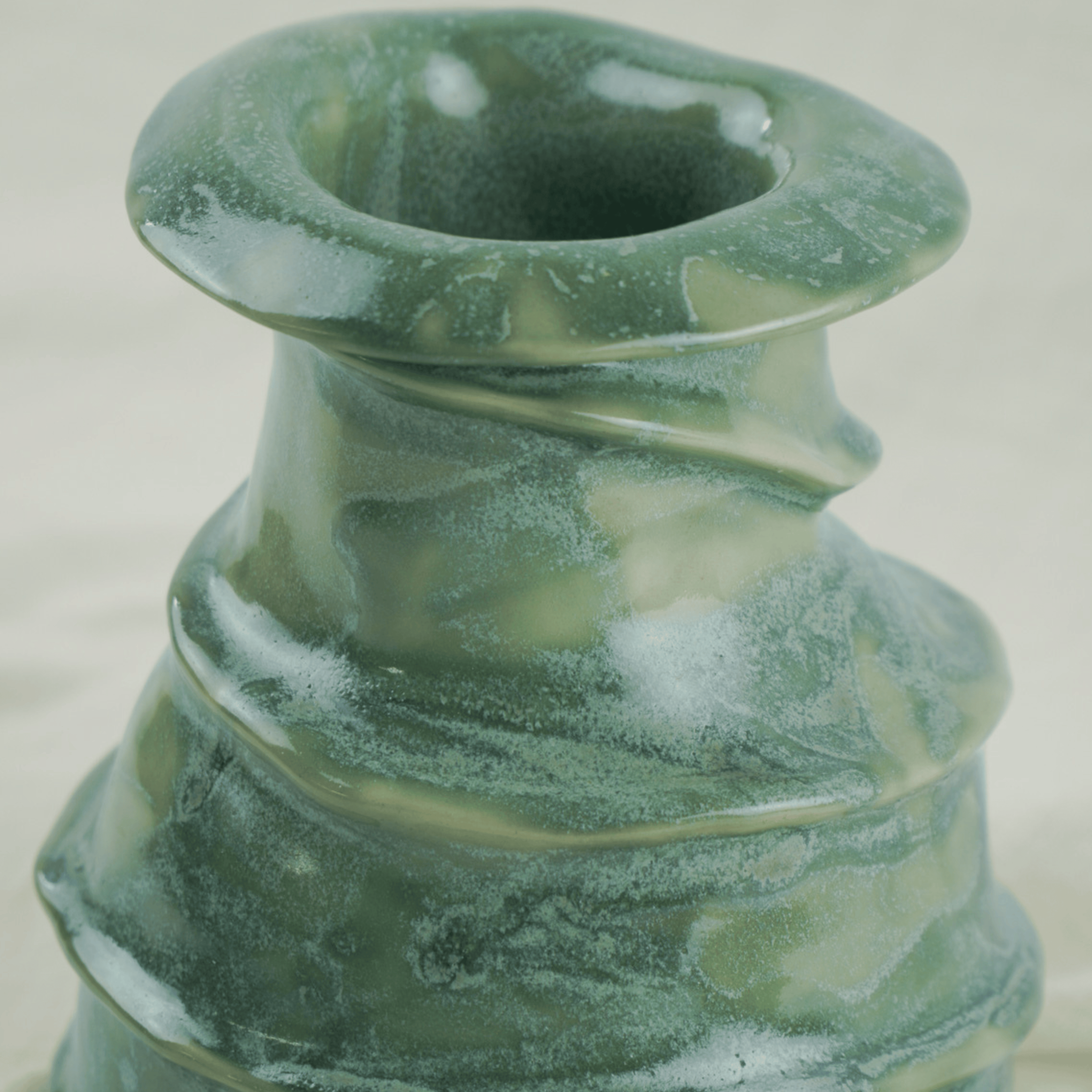 the swirl green